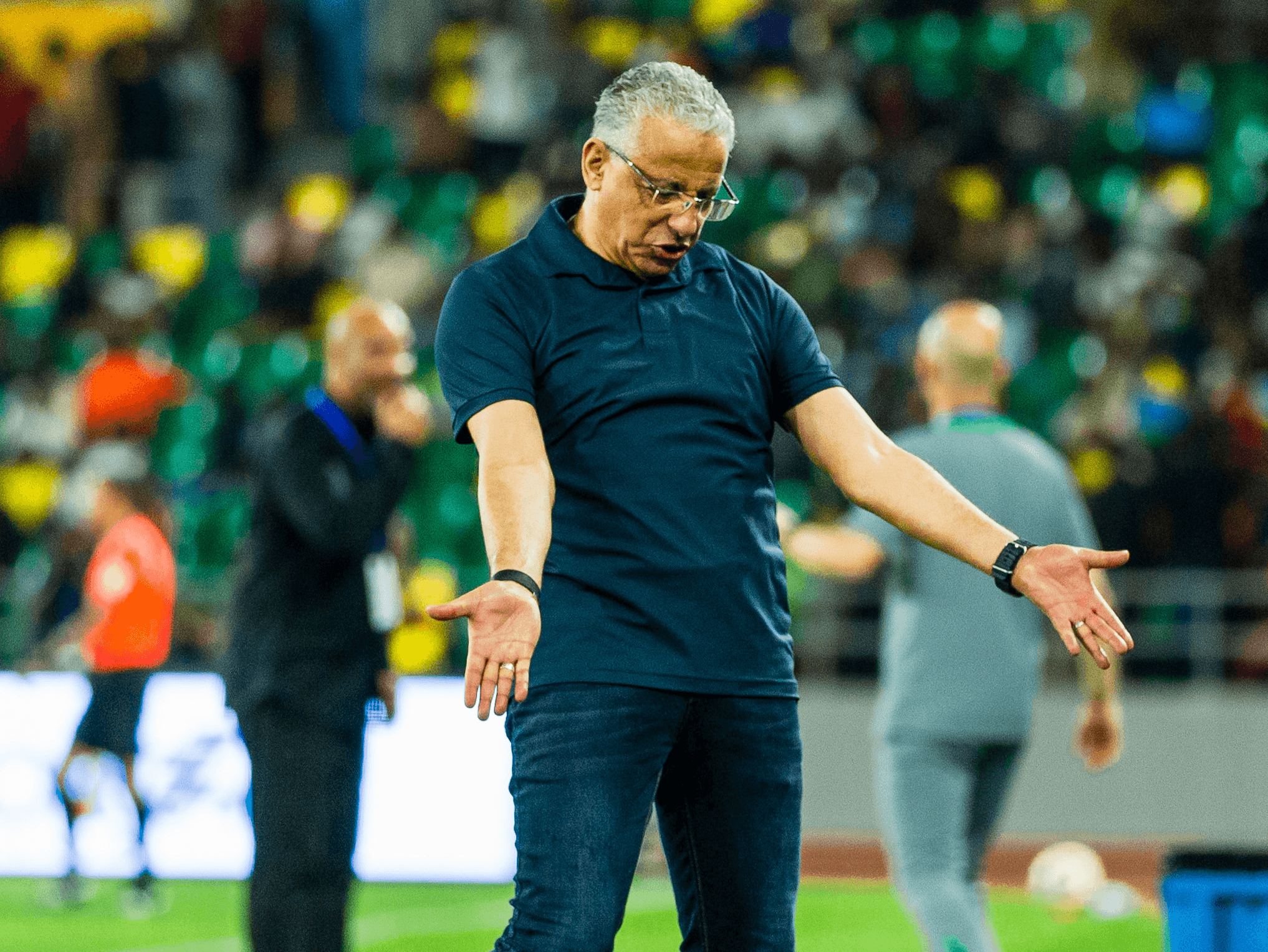 17. Uthembisa ukukhipha iBafana osizini umqeqeshi weRwanda