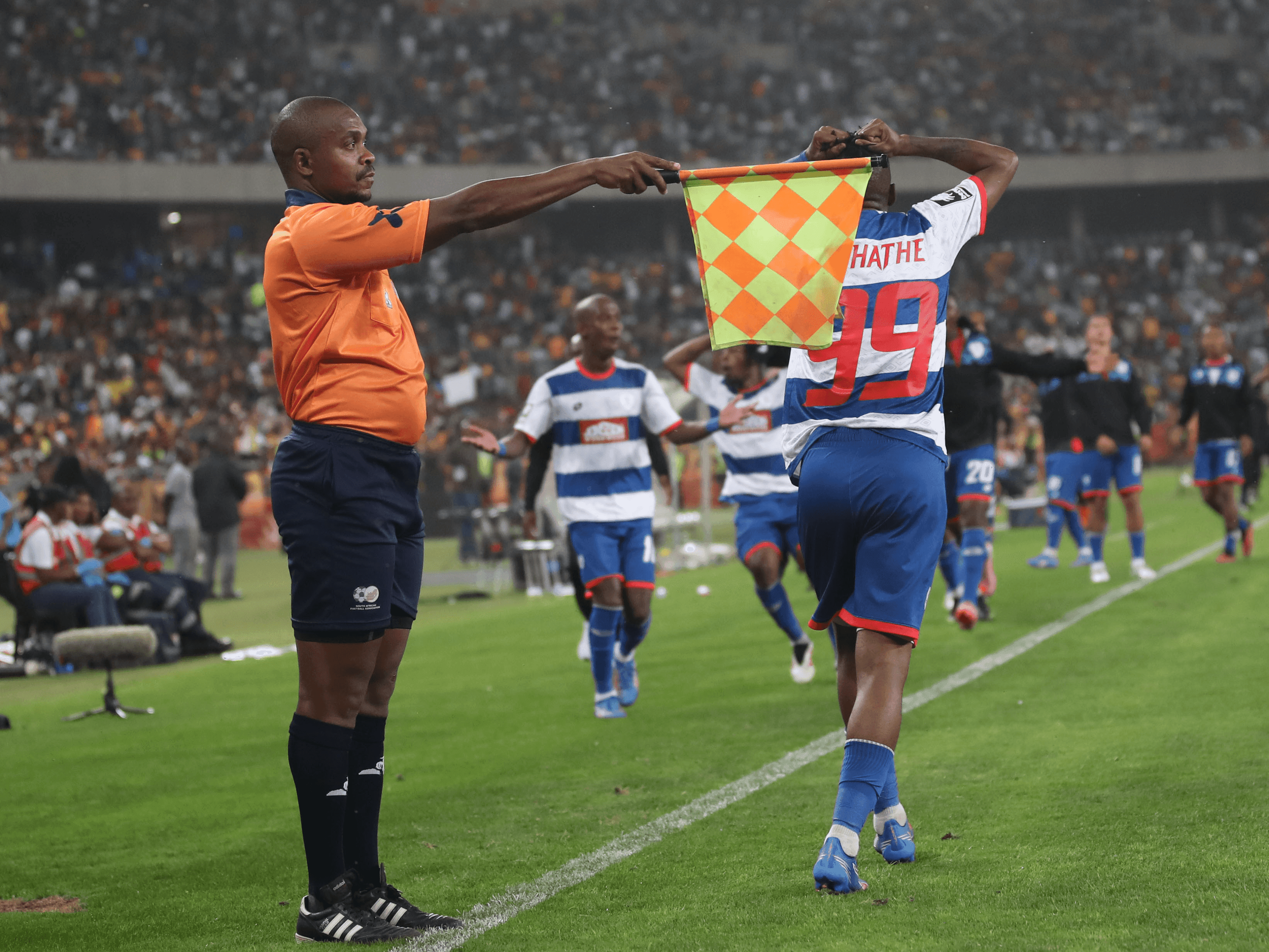 20. SewuseMabhida Stadium oweDurban City nePirates