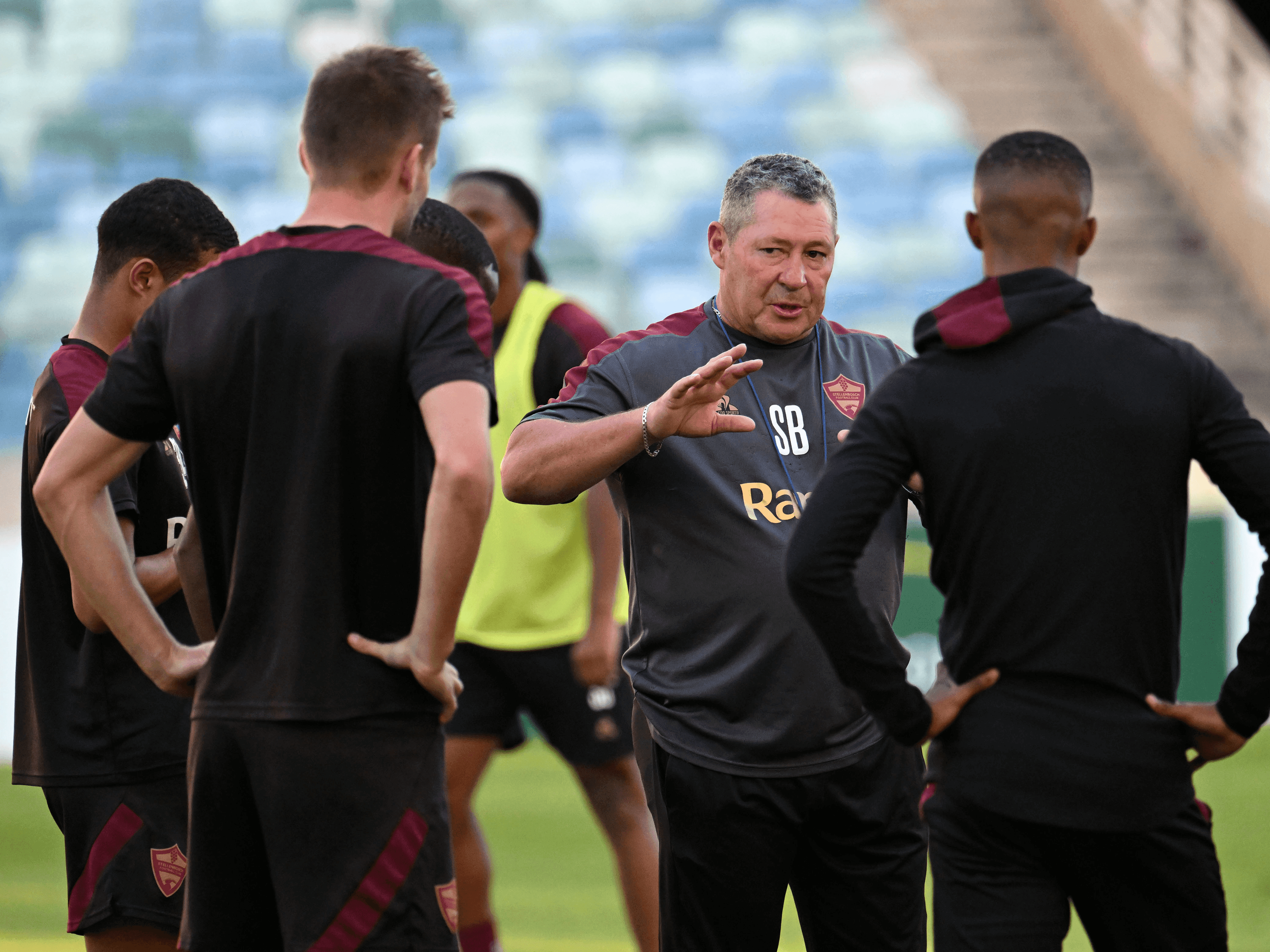 18. Isexwayiso kubadlali beStellies ngoweMTN8