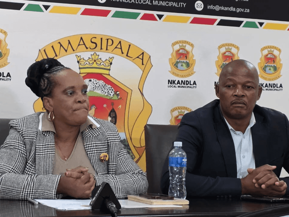 09. Kuhlukene imibono ngokuqanjwa kabusha kukaMasipala waseNkandla