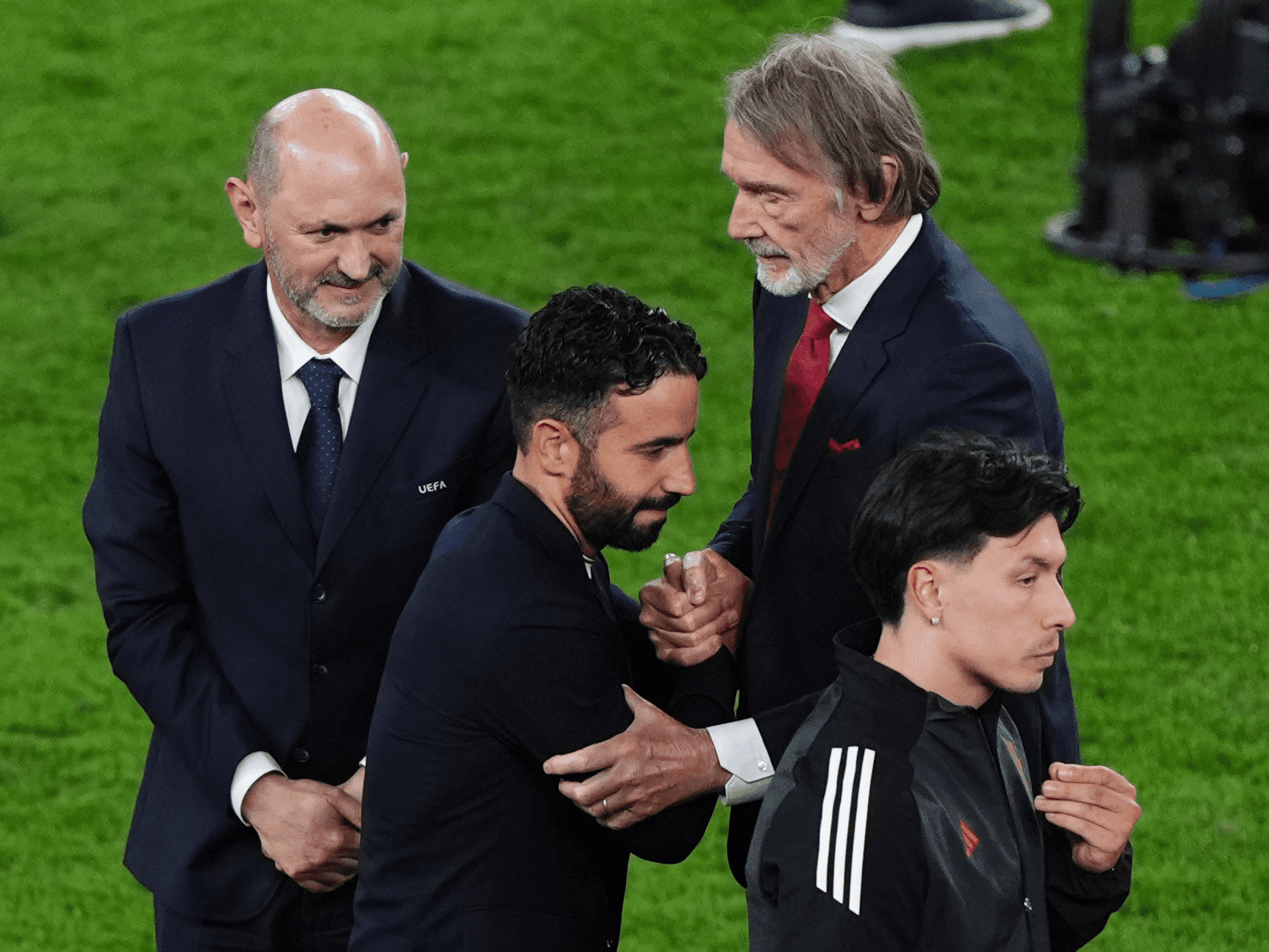 22. Usazonikwa ithuba lokubuyisa izinsuku zenjabulo kwiMan United