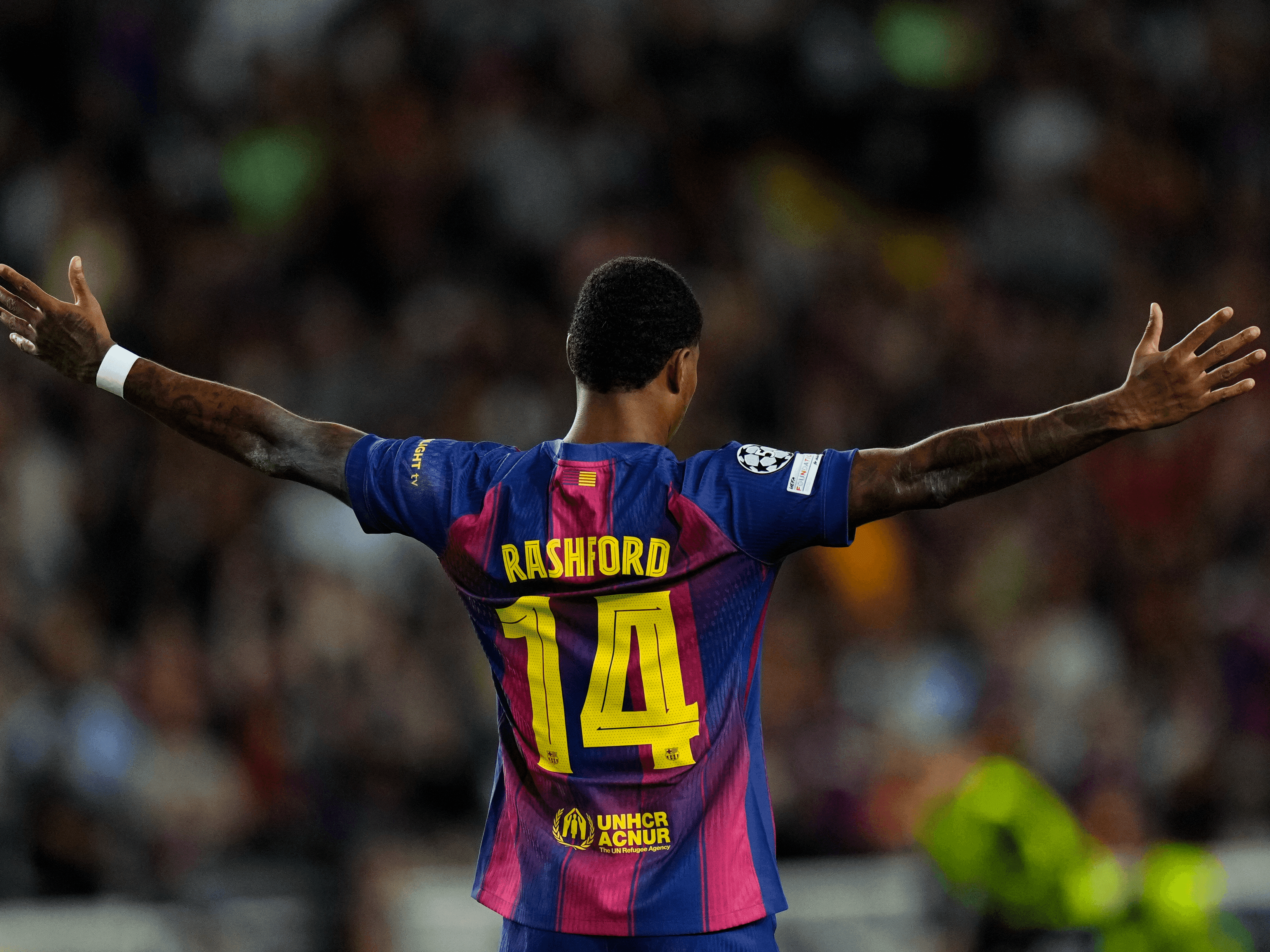 21. IMan United 'ikopolota' iBarcelona ngoRushford