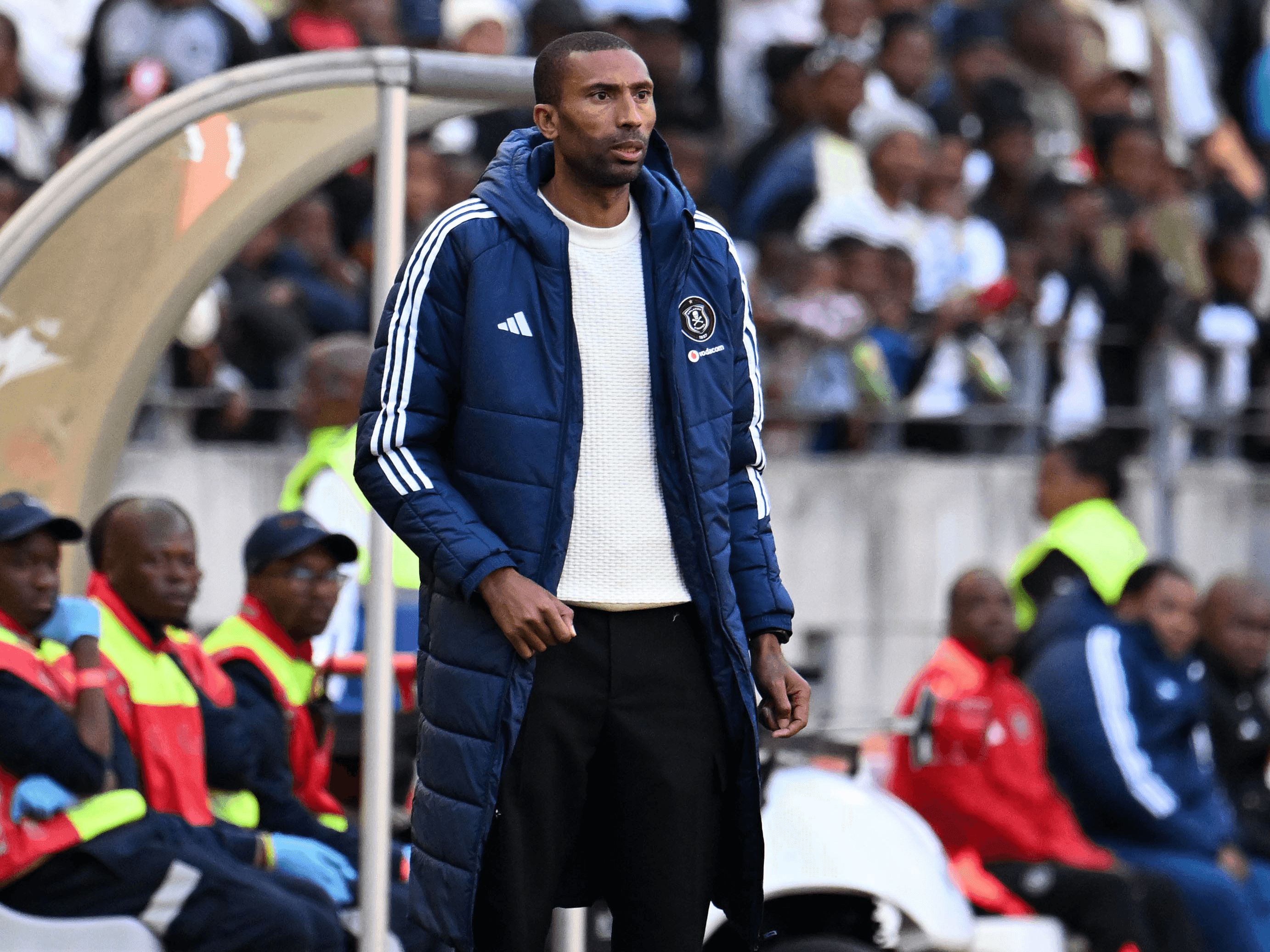 15. Imibono - Uzibona engayinqoba iligi umqeqeshi wePirates