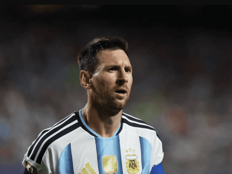 18. UMessi usethi khumu