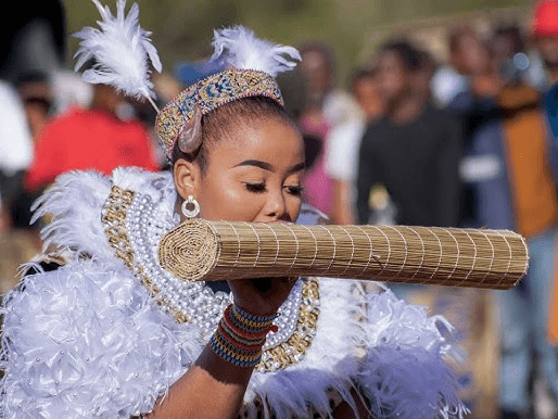 05. OwamaNazaretha ucacisa eyokukhethwa kwezintombi eBuhleni ejwayele ukususa umsindo