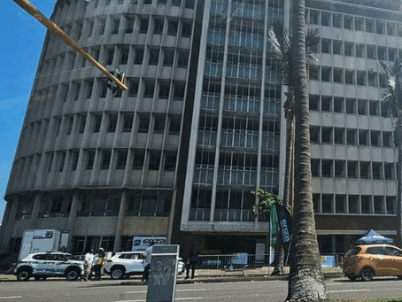 09. Baxoshwa emabhilidini abebebhaciswe kuwona abezikhukhula