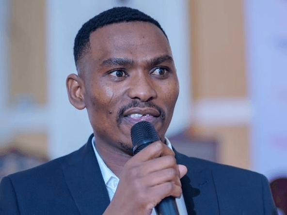 09. Kuhlomule izaguga kucotshelelwa intsha ngolwazi lwamabhizinisi