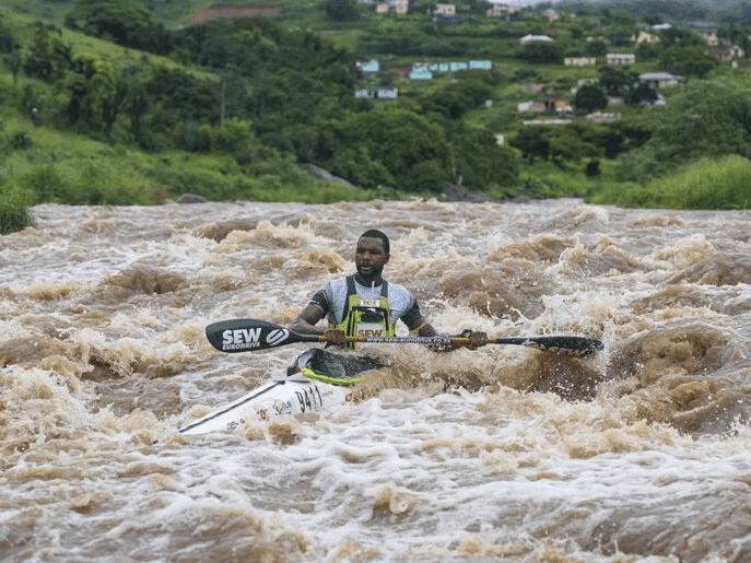 22. Kudungeke izinhlelo zikaKhwela kwiDusi Marathon