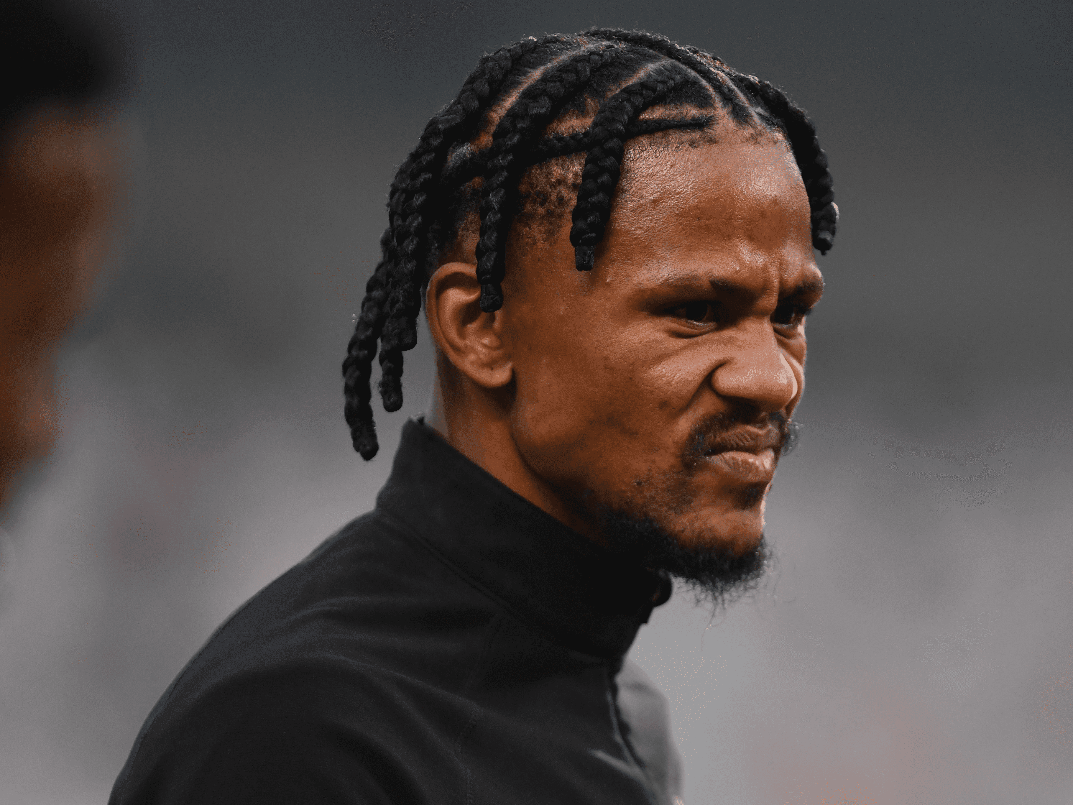 18. UBroos ucacisa ngokudungeka komqondo kaMofokeng