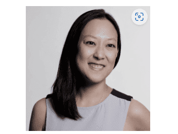 Bob Christian Alum of the Year Award: Liz Liang '04