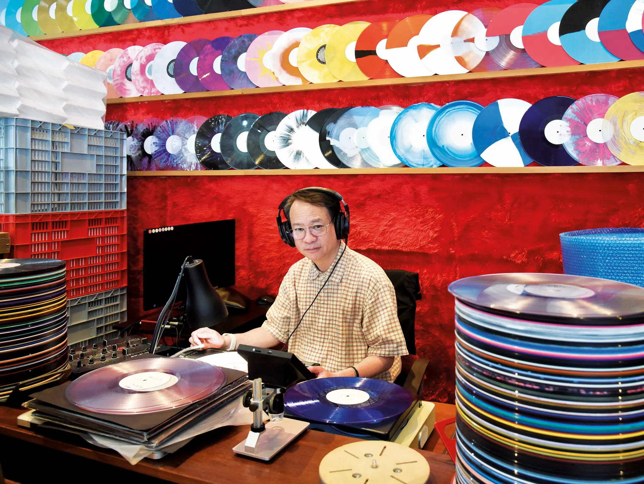 481 PEOPLE WITH VINYL ResurRec