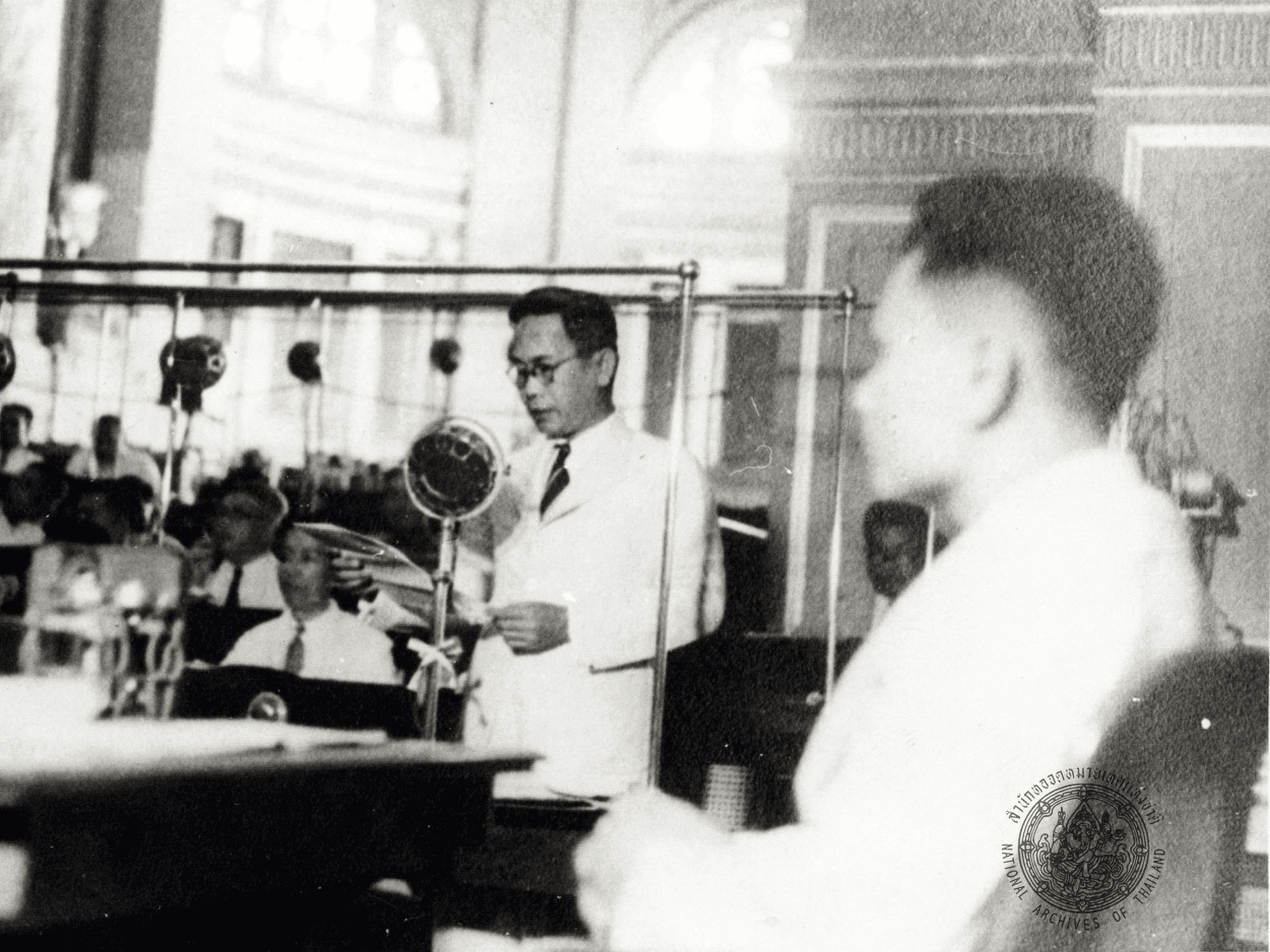 487 PIC (พลิก) STORY จอมพล ป. พิบูลสงครามในสภาผู้แทนฯ