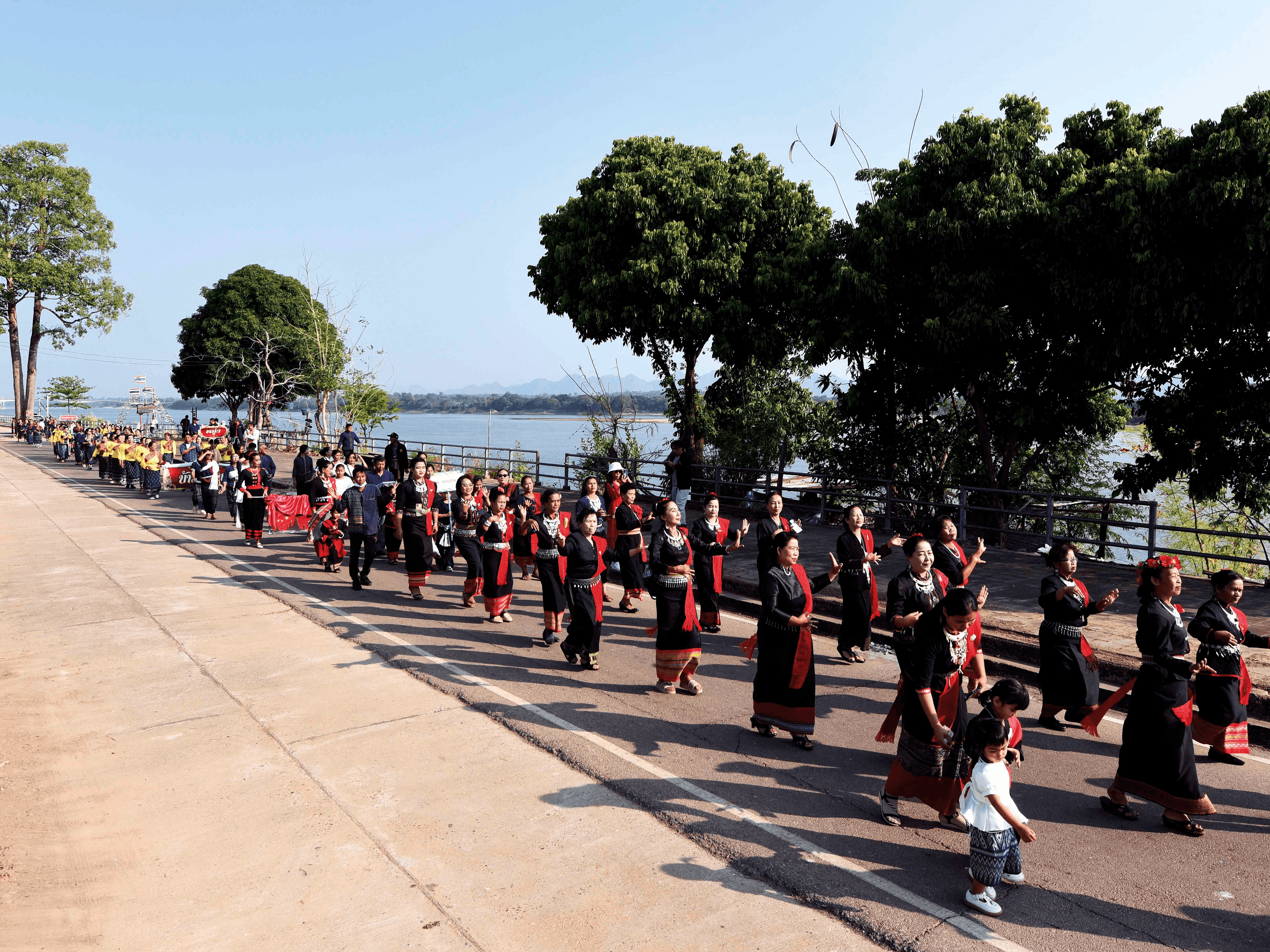 475 แสก สาก เสียง สำเนียงบอกชาติพันธุ์