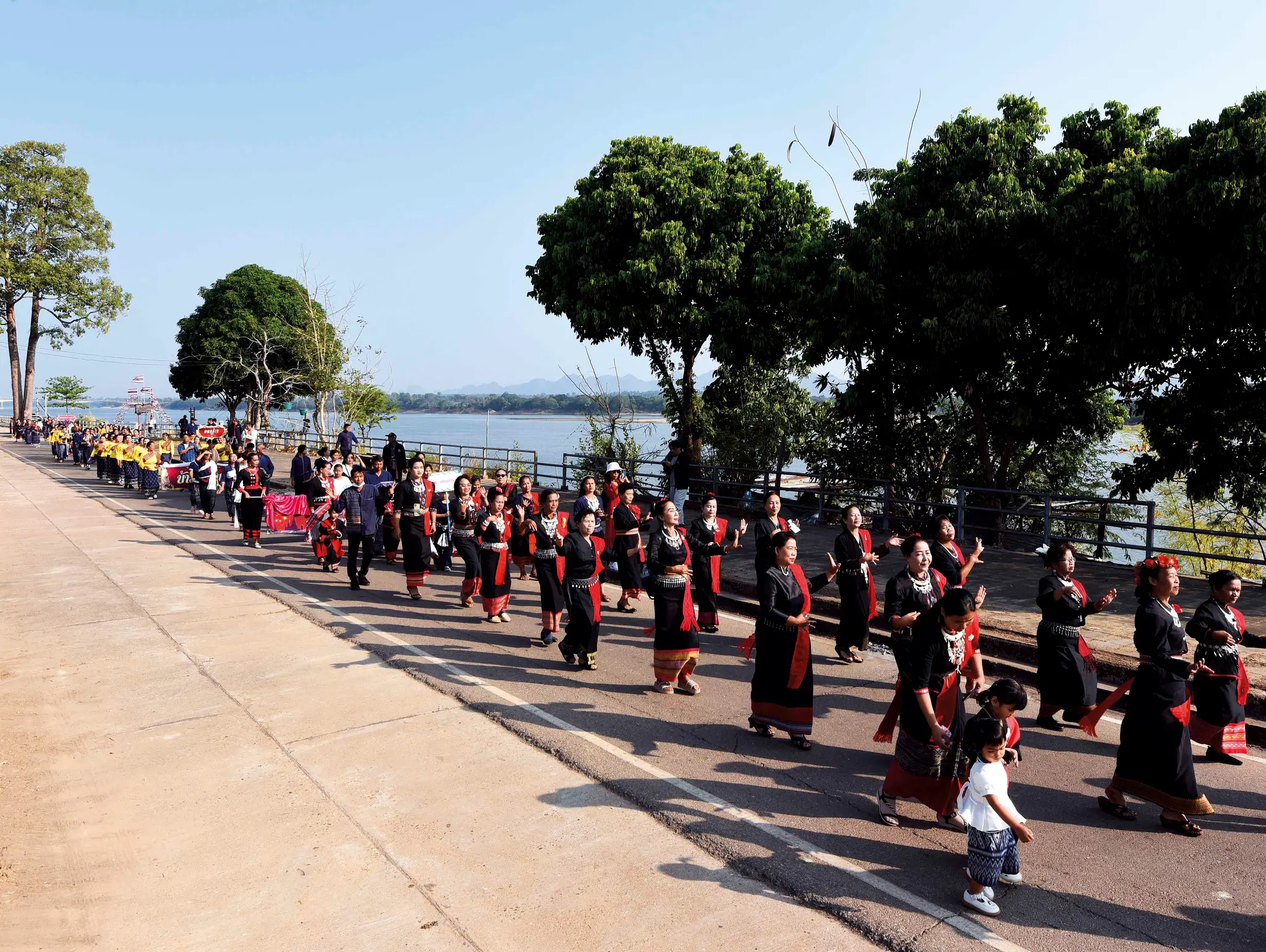 475 แสก สาก เสียง สำเนียงบอกชาติพันธุ์