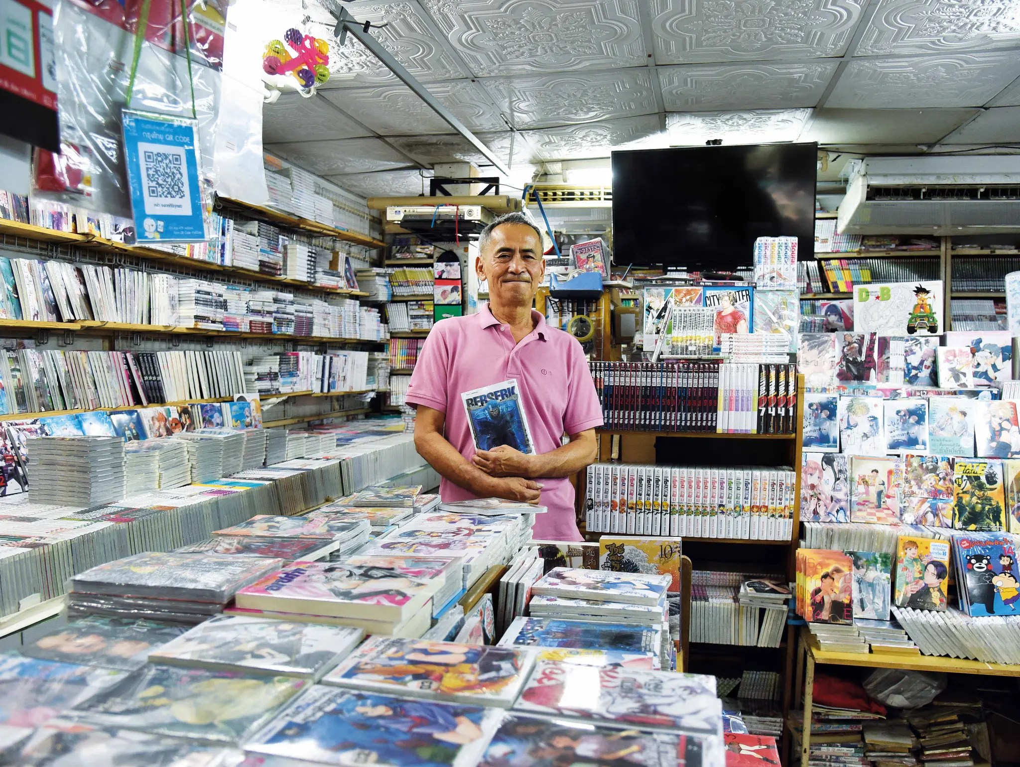 494 ระหว่างการ์ตูนกับตำรา ร้านหนังสือการ์ตูน “สง่า” ในรั้วมหาวิทยาลัย