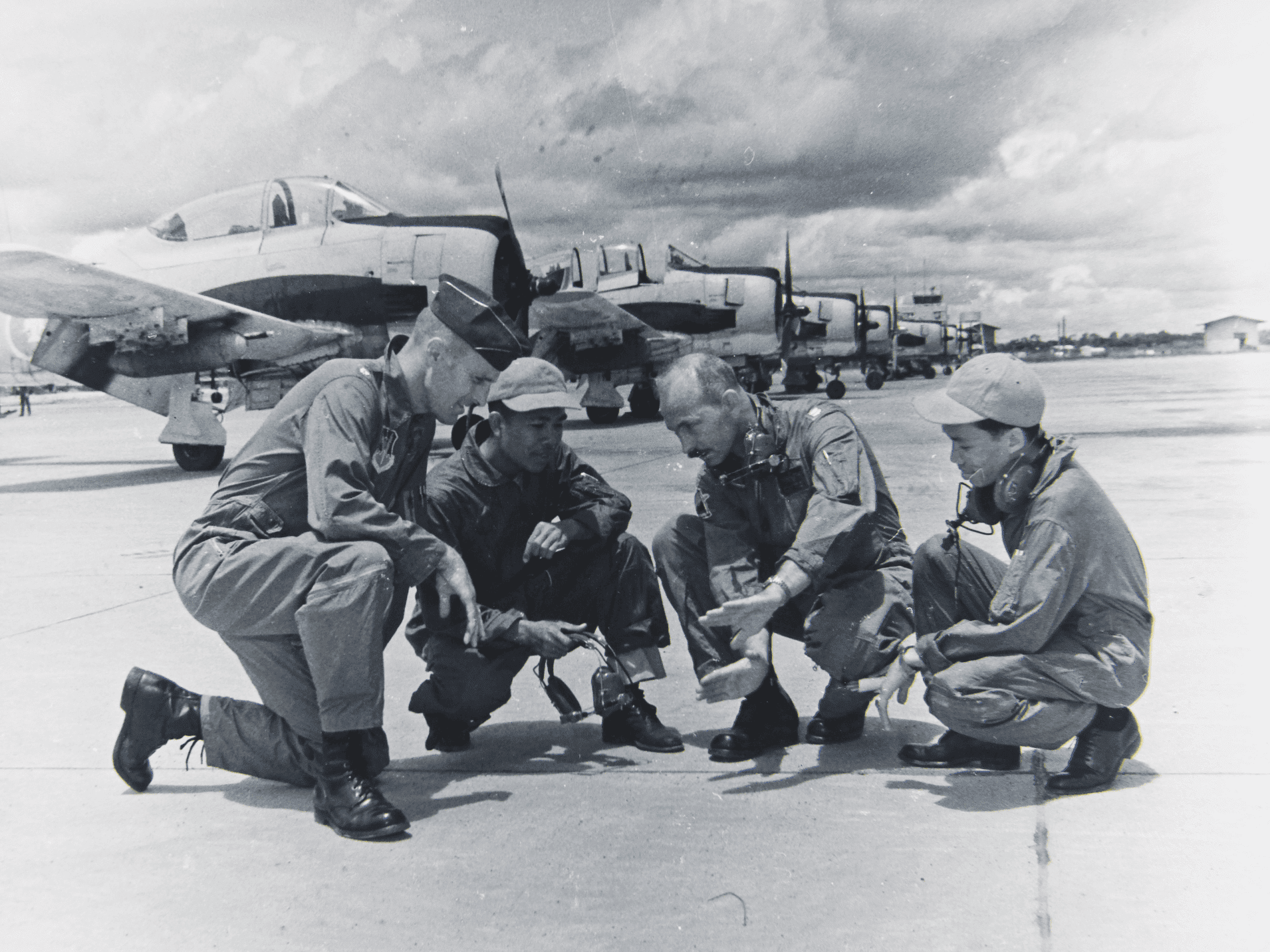 483 PIC (พลิก) Story  : “อดีต” ในภาพถ่าย ปฏิบัติการปั๊มน้ำ  (Operation Water Pump 1964)